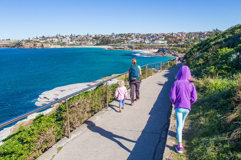 family walking the coogee to bondi coastal trail